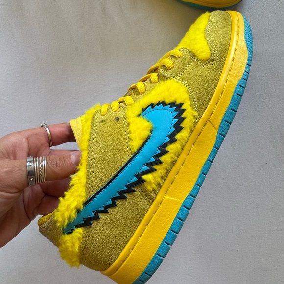 Nike Sb Dunk Low Grateful Dead Bears Opti Yellow  Size 8 - Picture 2 of 9